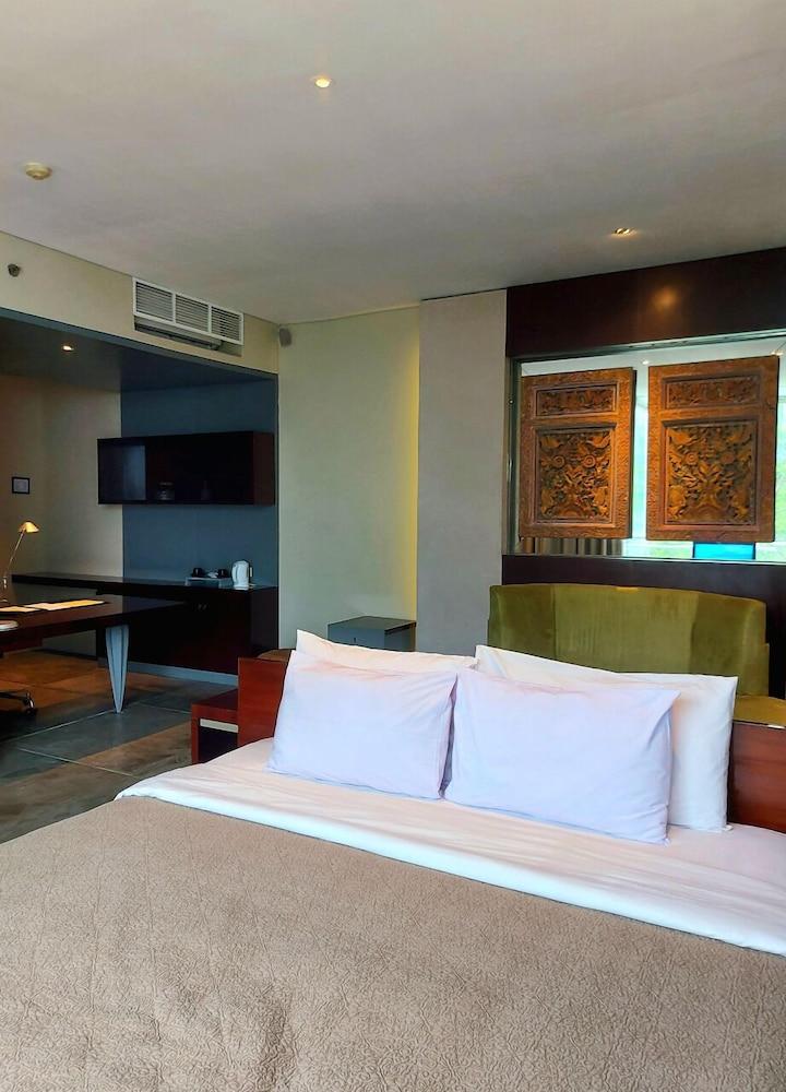 Kemang Icon Hotel Room Type - Inner Suite