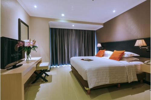 Hotel Kristal Room Type - Three-Bedroom Deluxe Apartment Hotel Kristal Room Type - Three-Bedroom Deluxe Apartment