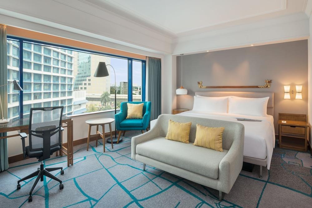 Le Meridien Jakarta Room Type - 1 King Bed, Club Lounge Access, Deluxe Guest Room Le Meridien Jakarta Room Type - 1 King Bed, Club Lounge Access, Deluxe Guest Room