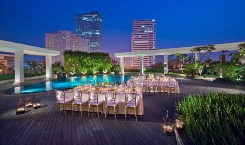 Mandarin Oriental, Jakarta - Tap to explore photos