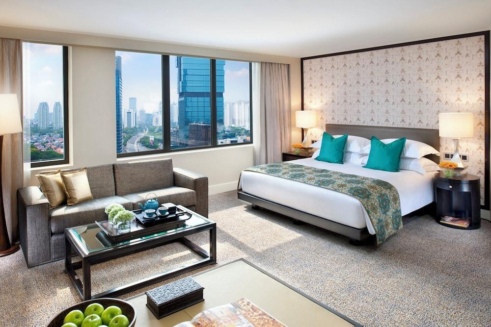 Mandarin Oriental, Jakarta Room Type - Family Room, Connecting Rooms (Family) Mandarin Oriental, Jakarta Room Type - Family Room, Connecting Rooms (Family)