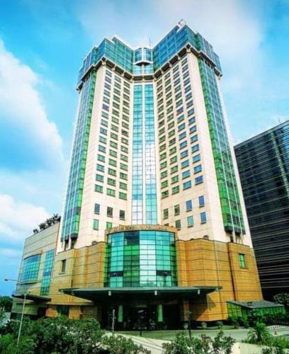 Menara Peninsula Hotel Jakarta - Tap to explore photos