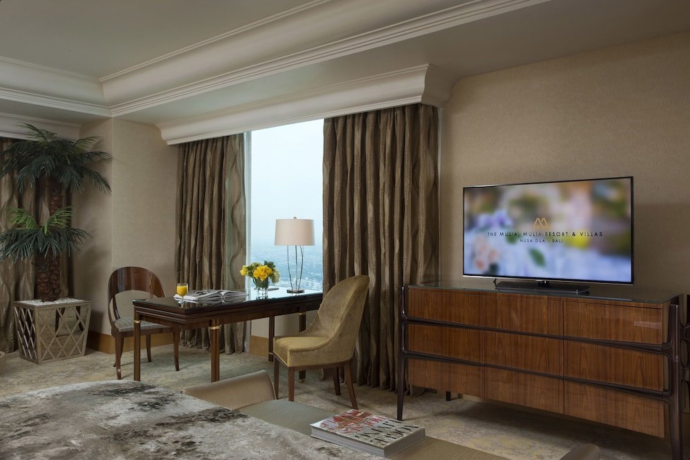 Hotel Mulia Senayan, Jakarta Room Type - Junior Suite