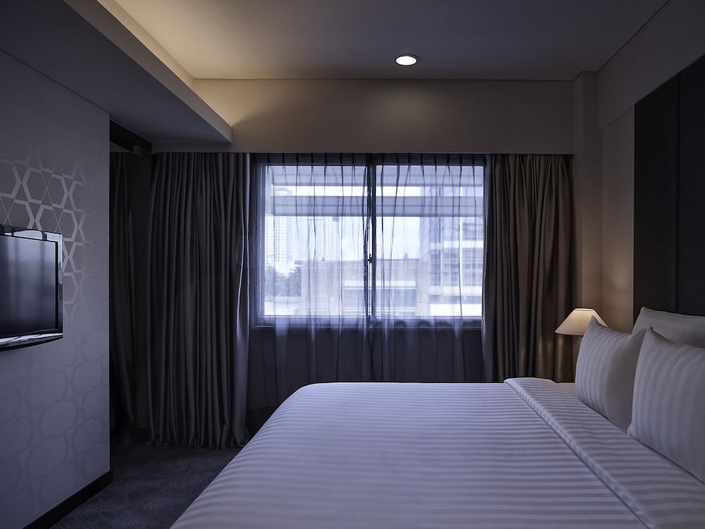 Pullman Jakarta Indonesia Room Type - PREMIUM SUPERIOR ROOM, 1 Queen Size Bed, City View Pullman Jakarta Indonesia Room Type - PREMIUM SUPERIOR ROOM, 1 Queen Size Bed, City View