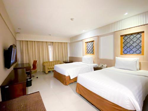 Grand Sahid Jaya - Tap to explore photos