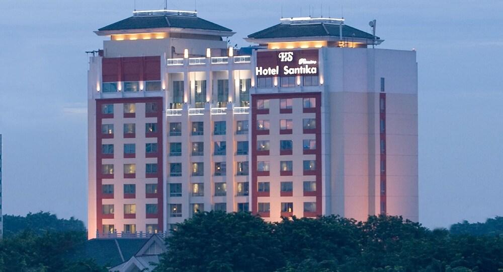 Hotel Santika Premiere Slipi Jakarta - Tap to explore photos
