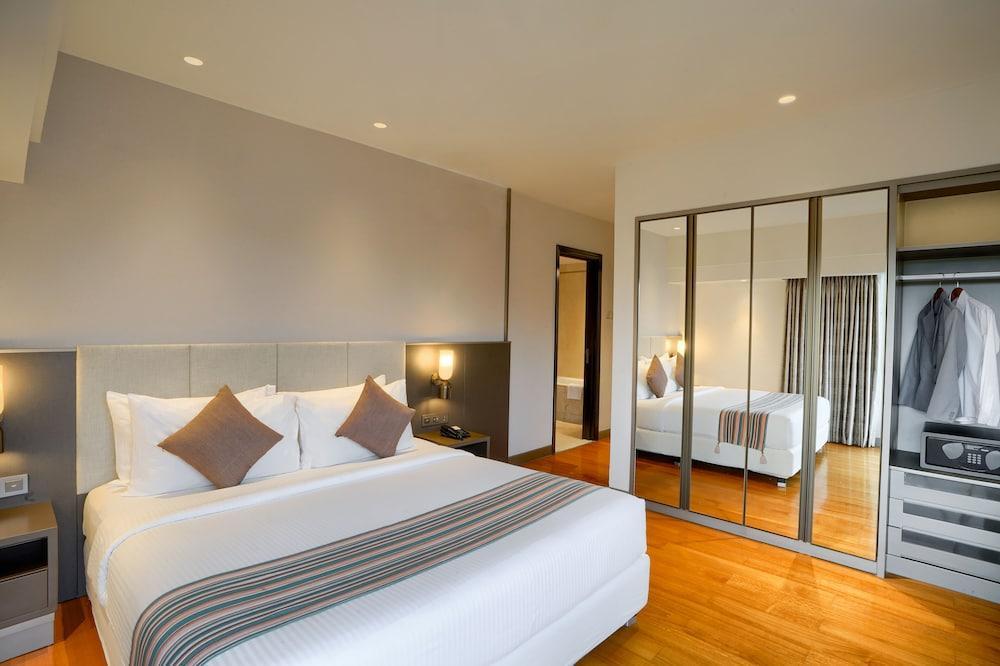 Somerset Berlian Jakarta Room Type - Executive Suite, 2 Bedrooms Somerset Berlian Jakarta Room Type - Executive Suite, 2 Bedrooms