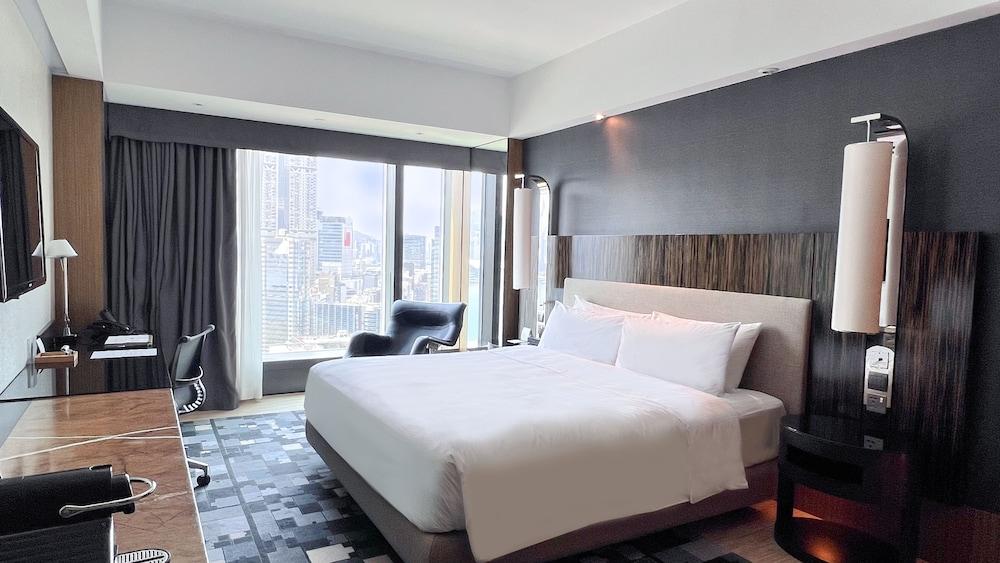 Hotel ICON Room Type - ICON 36 Partial Harbour View Twin Room Hotel ICON Room Type - ICON 36 Partial Harbour View Twin Room