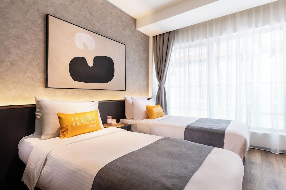 Dash Living on Prat Room Type - Deluxe Twin Room