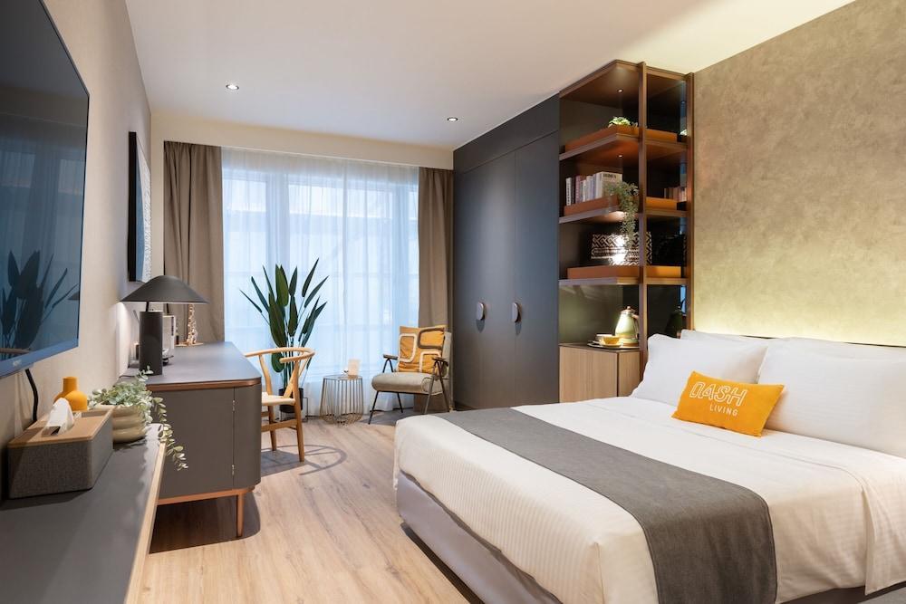 Dash Living on Prat Room Type - Family Quad Room