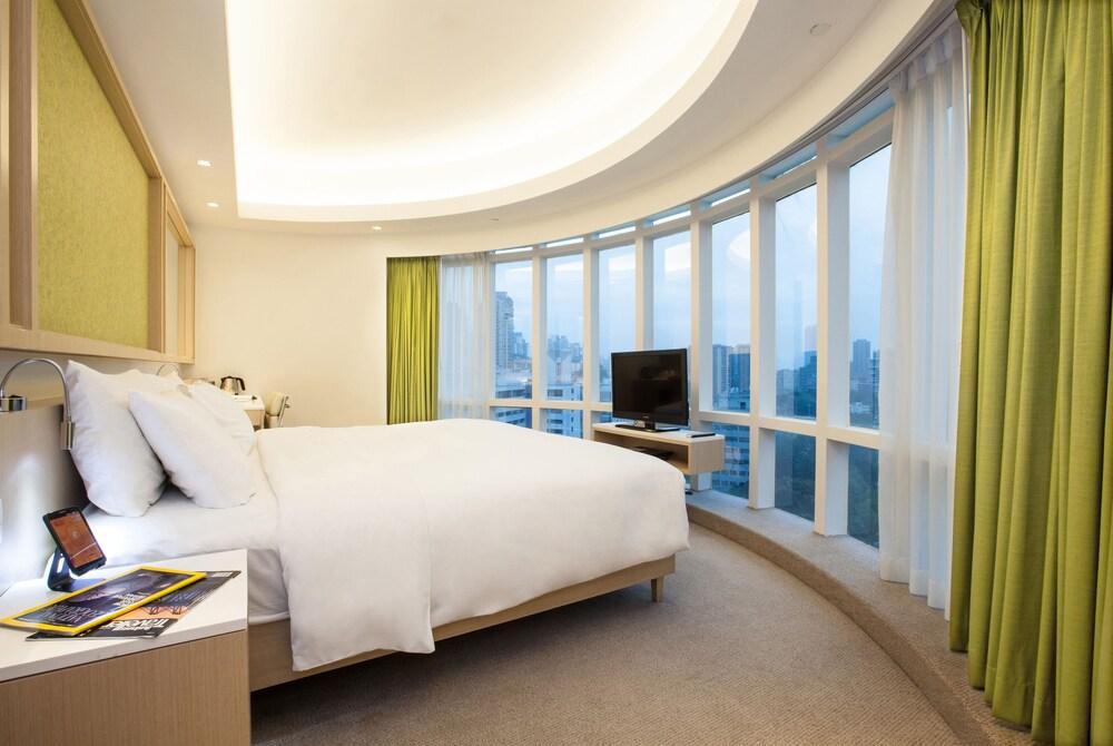Eaton HK Room Type - Study