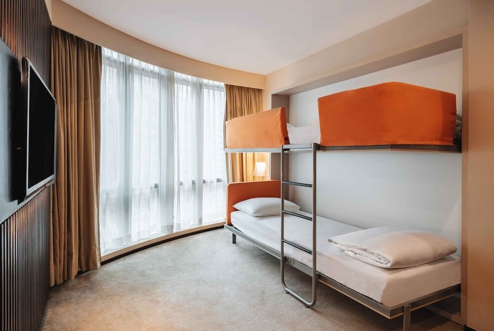 Eaton HK Room Type - Family Room Eaton HK Room Type - Family Room