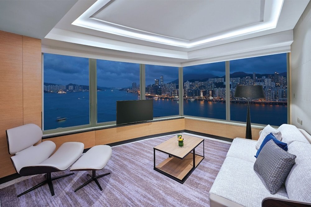 Harbour Grand Kowloon Hotel Room Type - Tower Premium Harbourview Suite