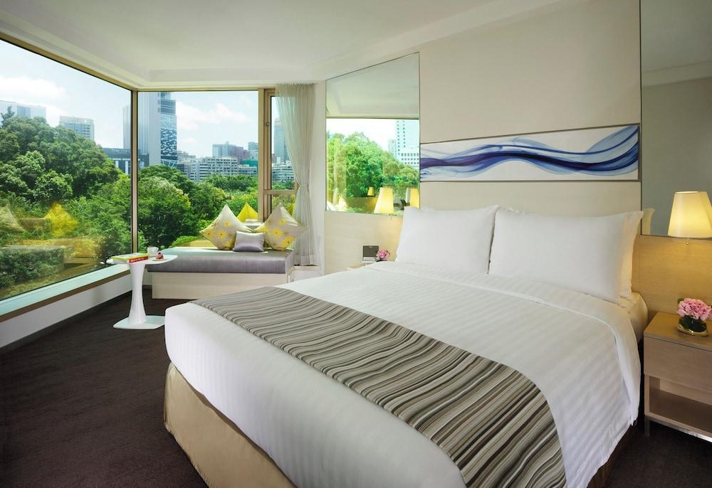 Royal Pacific Hotel Room Type - Park View Room