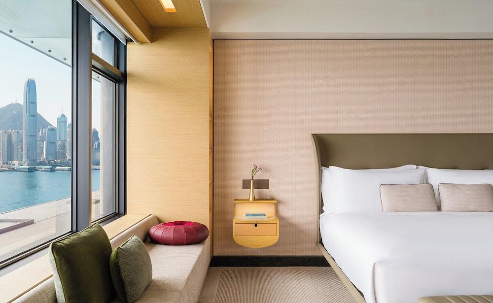 Regent Hong Kong Room Type - Club Suite, 1 Bedroom, Club Lounge Access, Harbor View (High Floor) Regent Hong Kong Room Type - Club Suite, 1 Bedroom, Club Lounge Access, Harbor View (High Floor)