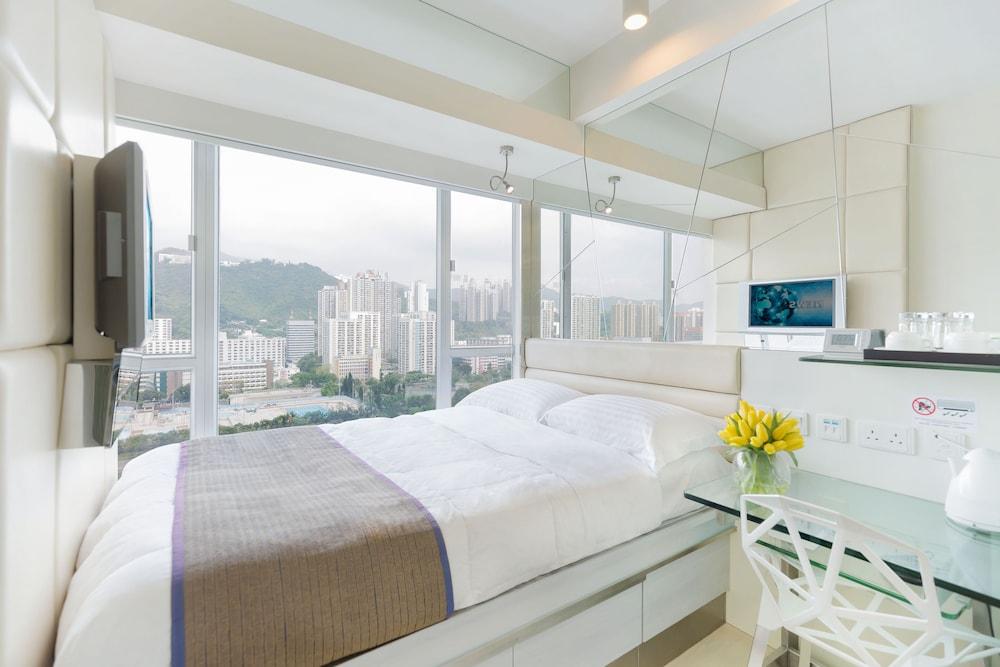 REGAL RIVERSIDE HOTEL Room Type - Standard Queen Room