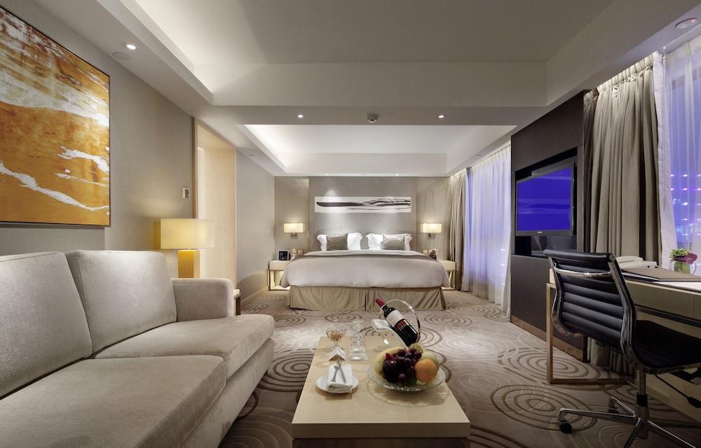 The Royal Garden Room Type - Junior Suite