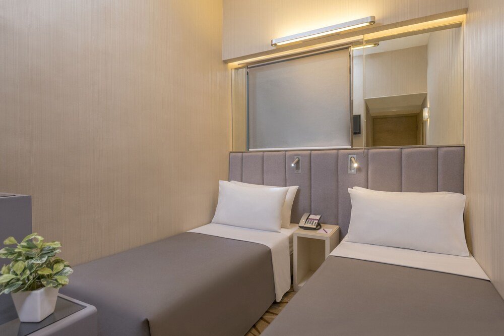 Silka Far East Hotel Hong Kong Room Type - Superior Twin Room