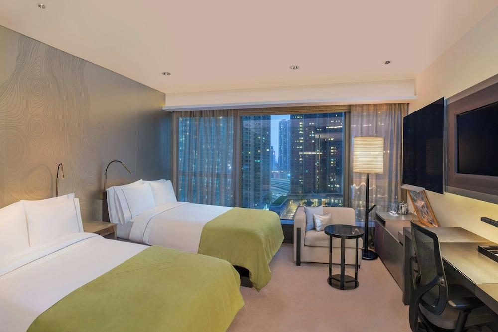 W Hong Kong by Marriott Room Type - Wonderful Room, Room, 2 Twin Beds, City View W Hong Kong by Marriott Room Type - Wonderful Room, Room, 2 Twin Beds, City View