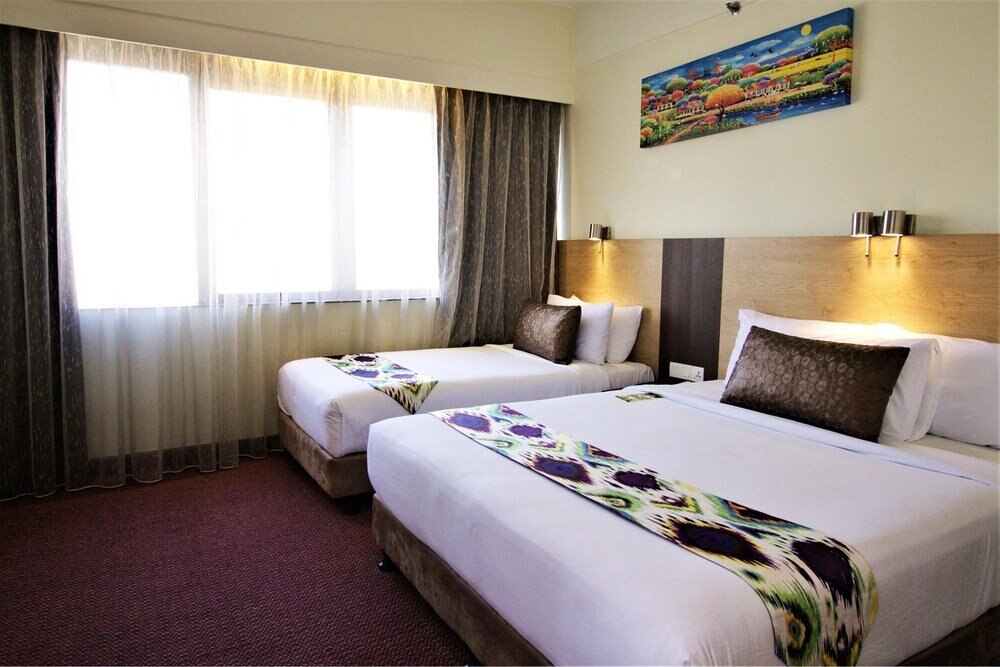 HOTEL GRAND CONTINENTAL KUALA LUMPUR Room Type - Premium Triple HOTEL GRAND CONTINENTAL KUALA LUMPUR Room Type - Premium Triple