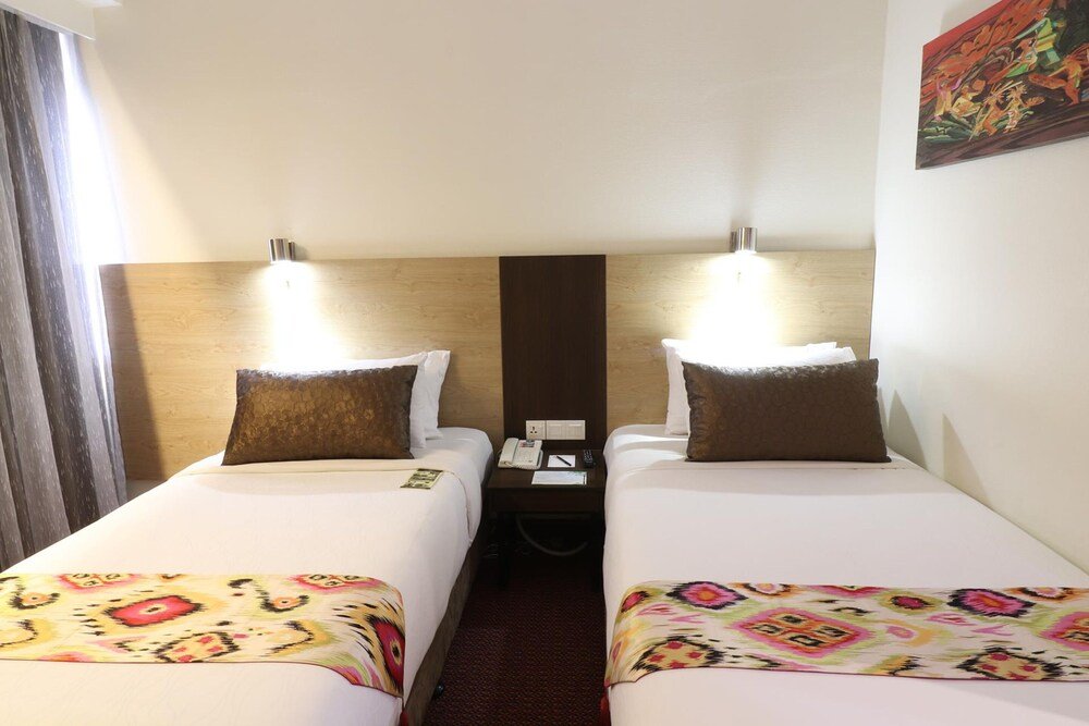 HOTEL GRAND CONTINENTAL KUALA LUMPUR - Tap to explore photos
