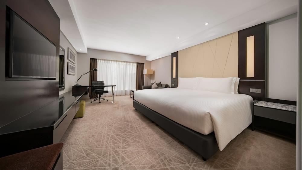 InterContinental Kuala Lumpur Room Type - 1 Super King Classic City View