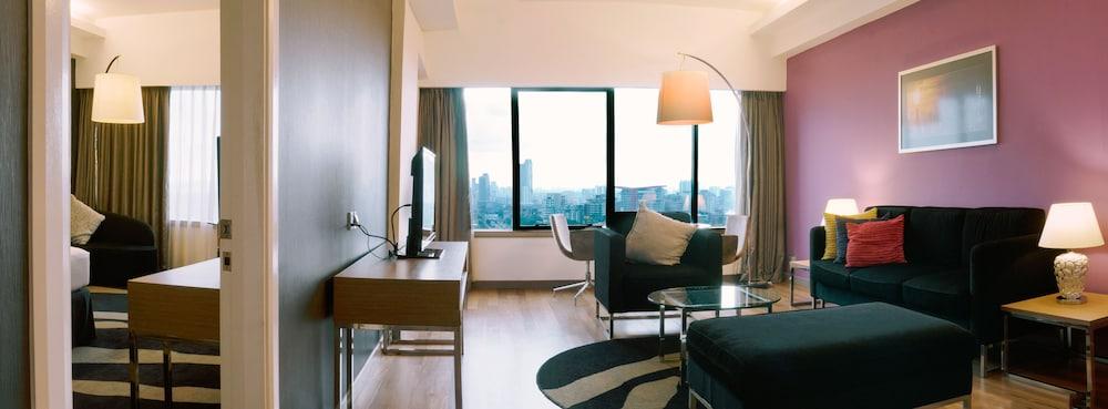 Wyndham Grand Bangsar Kuala Lumpur - Tap to explore photos