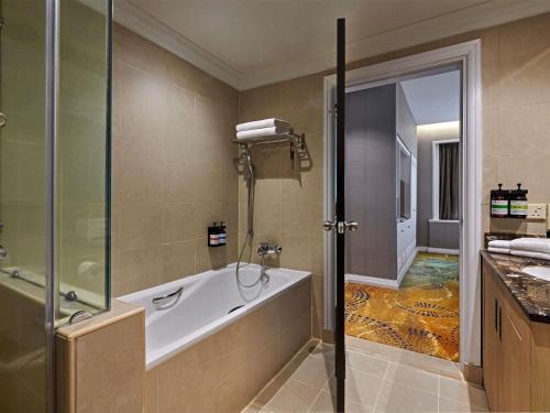 Pullman Kuala Lumpur City Centre Hotel and Residences Room Type - One-Bedroom Premium Apartment