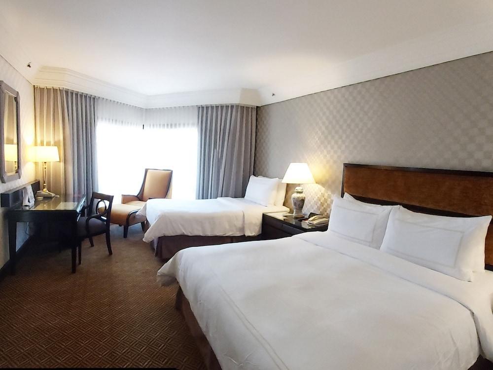 Grand Millennium Kuala Lumpur Room Type - Deluxe Room with Two Single Beds