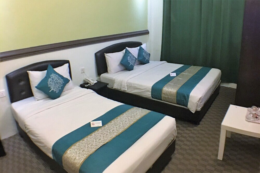 Hotel Rae Bukit Bintang - Tap to explore photos