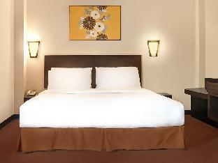 Hotel Summer View Room Type - Deluxe King Room