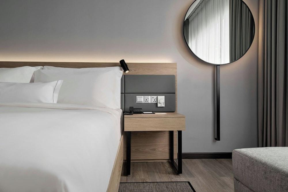AC Hotel Kuala Lumpur by Marriott Room Type - Premium Room, 1 King Bed with Sofa bed AC Hotel Kuala Lumpur by Marriott Room Type - Premium Room, 1 King Bed with Sofa bed