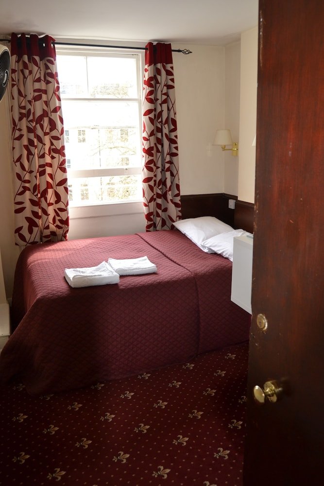 Hyde Park Court Hotel Room Type - Double Room