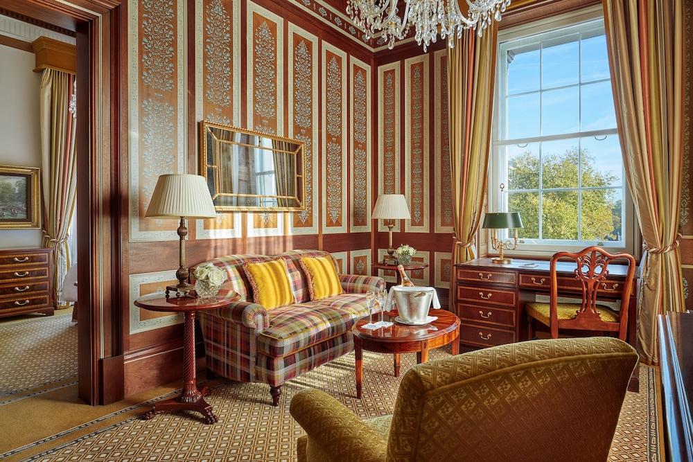 The Lanesborough, Oetker Hotels Room Type - Suite, Corner (Hyde Park)