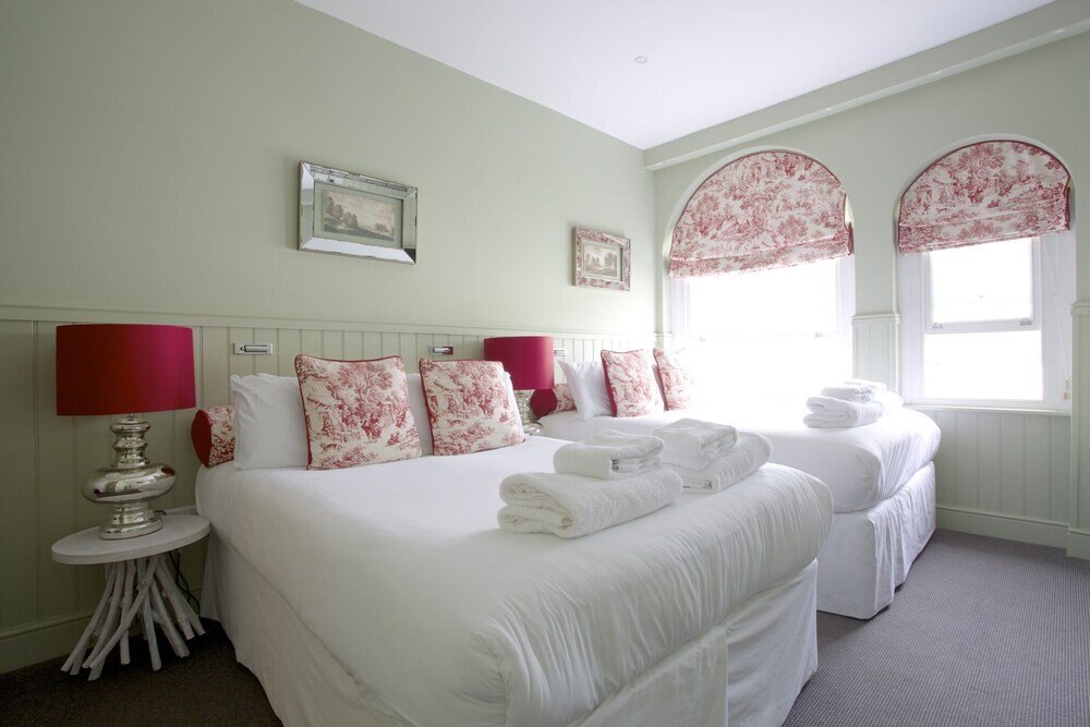 Georgian House Hotel Room Type - Comfy Quad