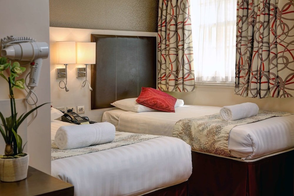 Best Western Buckingham Palace Rd Room Type - Standard Room, 2 Twin Beds, Non Smoking