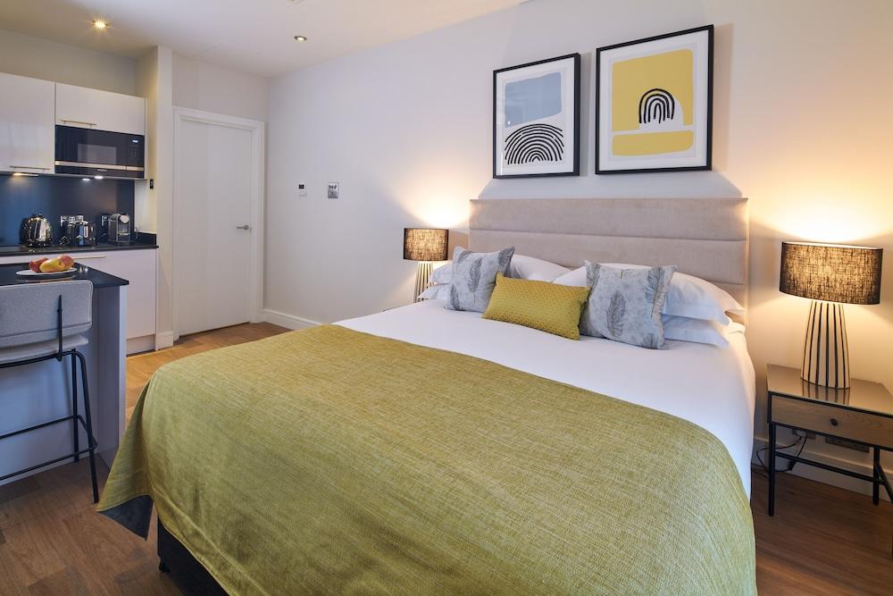 Cheval Harrington Court Room Type - Superior Open Plan Apartment