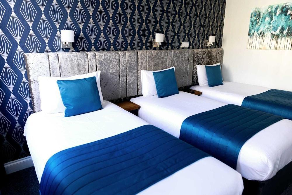 George Hotel Room Type - Triple Room top Floor with 3 Beds