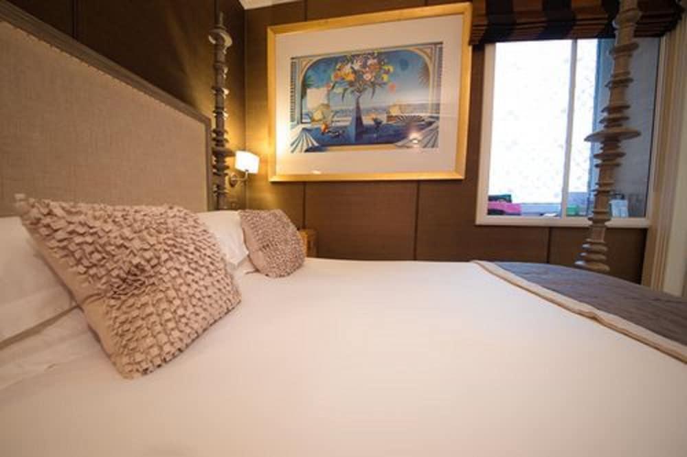 Karma Sanctum Soho Room Type - Superior Compact Room