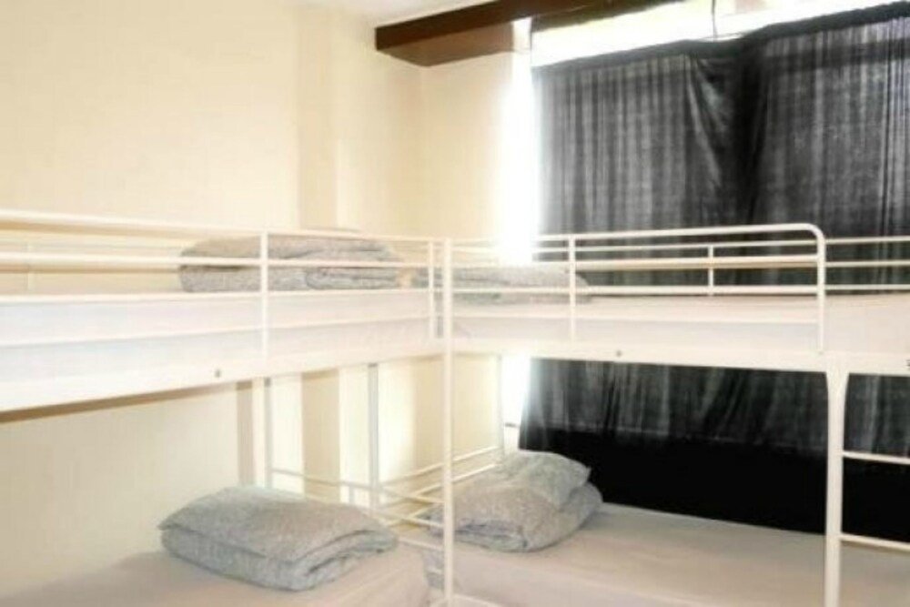 Kensal Green Backpackers 1 Room Type - Basic Shared Dormitory, Shared Bathroom (4 Bed Female Dorm)