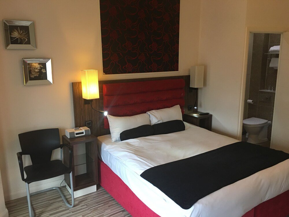 Simply Rooms & Suites Room Type - Classic Double Room