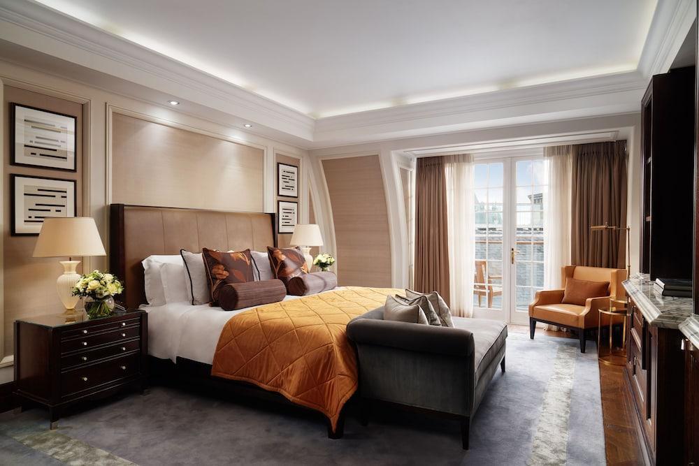 Corinthia London Room Type - Penthouse (The Writer's Penthouse)