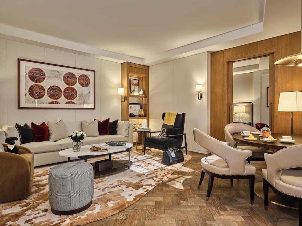 Corinthia London Room Type - Suite, 1 King Bed (Whitehall)