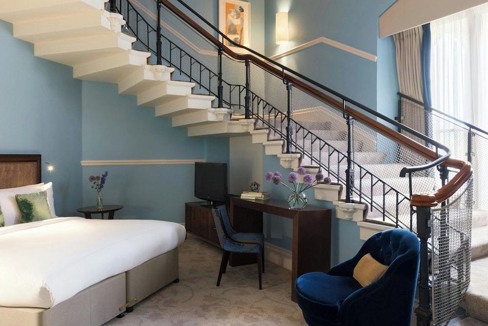 St. Pancras Renaissance Hotel London by Marriott Room Type - Grand Suite, 1 Bedroom