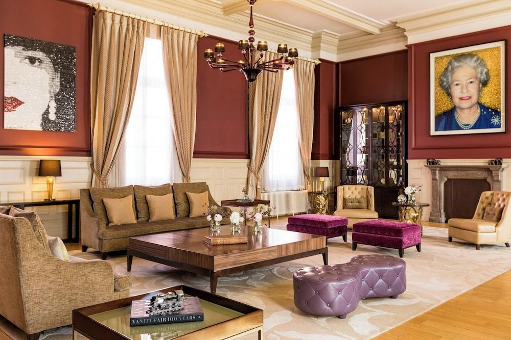 St. Pancras Renaissance Hotel London by Marriott Room Type - Royal Suite, 3 Bedrooms