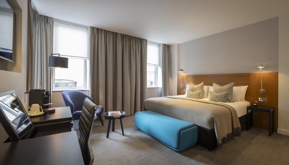 Clayton Hotel London Wall Room Type - Superior King Room