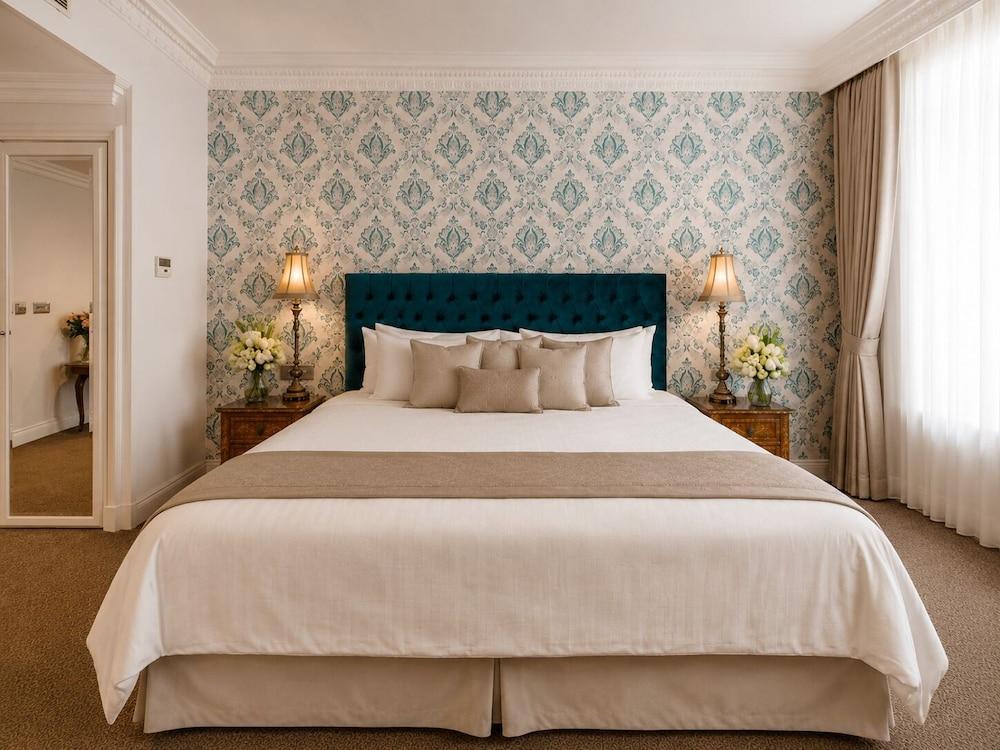 Ashburn Hotel Room Type - King Room