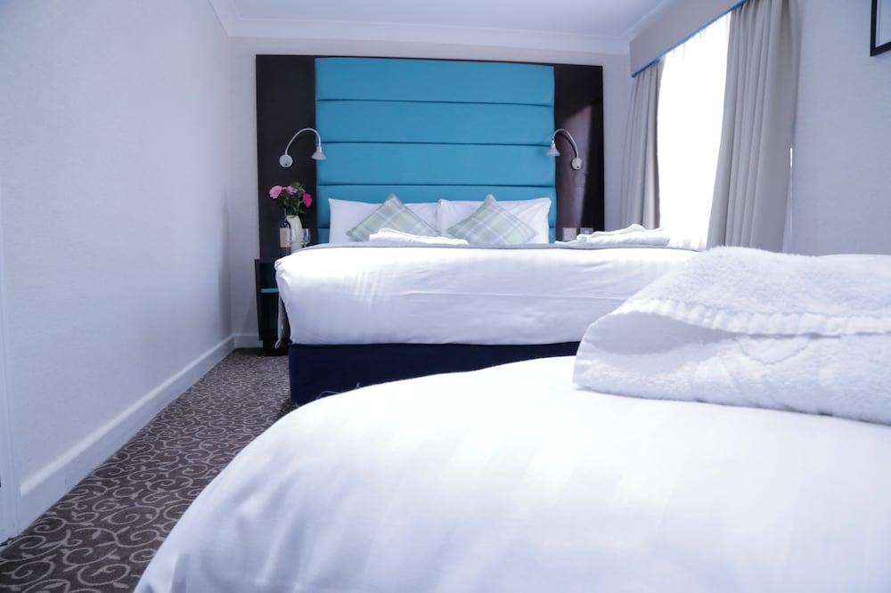 Astors Belgravia Room Type - Standard Triple Room Astors Belgravia Room Type - Standard Triple Room