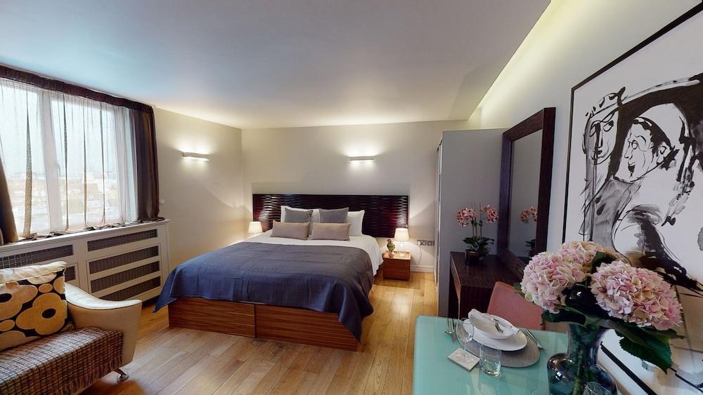 The Harrington - Gloucester Road - 1 Harrington Gardens Room Type - Large Open Plan One Bedroom