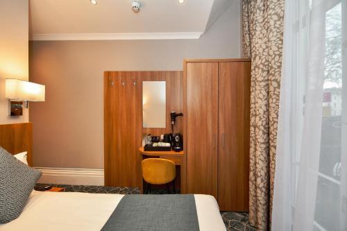 Park Avenue Bayswater Inn Hyde Park - Tap to explore photos